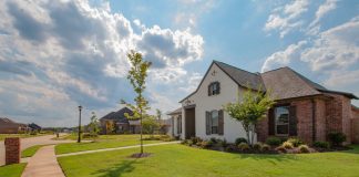 Houses In Monts, Indre-Et-Loire What To Know And Where To Buy